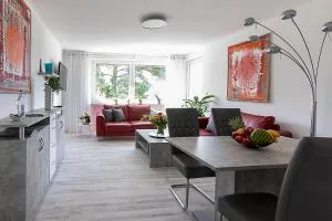 Ferienwohnungen Riese - Farbenspiel - Dinschede