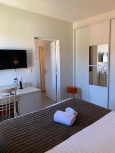 Hotels Au Grand Hotel de Sarlat - Pavillon de SELVES : photos des chambres