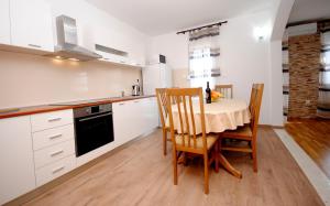 Spacious apartment Antea