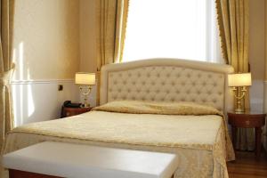 Triple Room room in Hotel Villa Pinciana