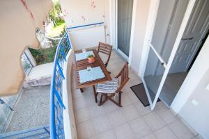 ELENI LUXURY APARTMENT