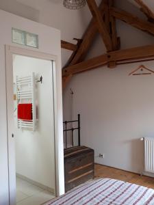 Maisons d'hotes La grange des Blins : Chambre Deluxe (2 Adultes + 1 Enfant)