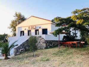 Kirkos Apartments Nisos-Samothraki Greece