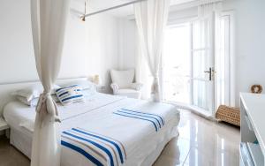 Family Room with Sea View room in Port Alacati Hotel