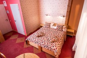 Abzali Hotel and Restaurant with self check-in