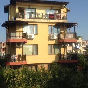 Sea side specious 2 bedroom apartment