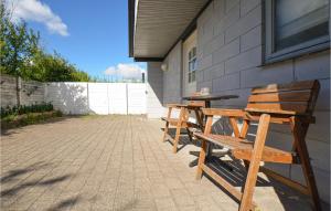 Beautiful Home In Allingåbro With Wifi