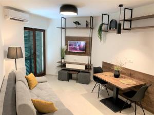 Villa Fani - Apartments in Trogir 