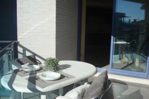Confortable apartamento con vista al mar en Cambrils playa Esquirol