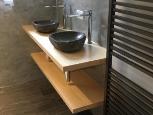 Three-Bedroom Apartment with Bath room in Appartement Mittagspitze