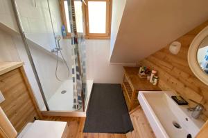 Chalets le Serre Barbin : Chalet ensoleille, tout confort : photos des chambres