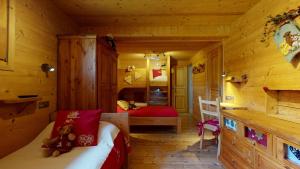 Chalets REFLET DES AIGUILLES - Chalet avec Jacuzzi : photos des chambres