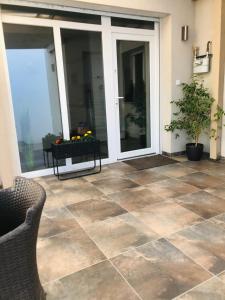 Kényelmes apartman a belváros szélén