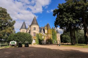 Hotels Hotel Chateau Golf des Sept Tours by Popinns : photos des chambres