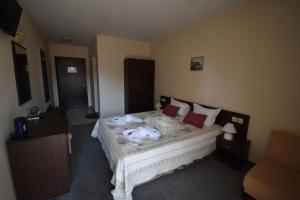 Double Room with Extra Bed (2 Adults + 1 Child up to 13 years old) room in Kandrovi Hotel