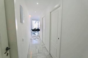 First Line Puerto Banus Harbour, 3 bedroom Luxury Apartment, Marbella