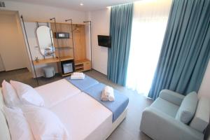 Double or Twin Room Ground Floor room in Blue Eye Hotel