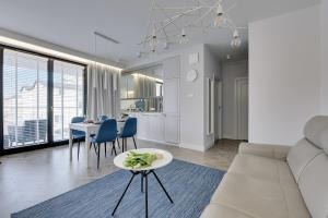 Grand Apartments · Okrzei Residence