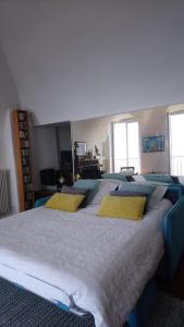 Appartements Dans village medieval pietonnier, Suite executive vue mer exceptionnelle : photos des chambres