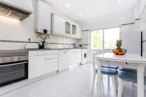 Downtown Lovers Home by Seewest