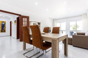 Downtown Lovers Home by Seewest