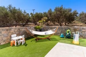 Constantinos Villa, Sublime Island Εscape, By ThinkVilla