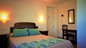 Double Room room in Hotel Ayamontino