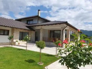 Cuibul Visurilor - Anieş