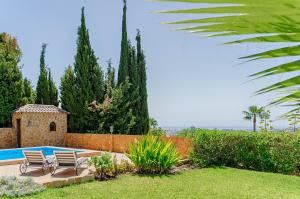 Villa Mimosa sleeps 8 with Heated Pool