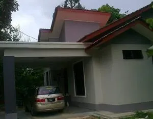 RumahTamu SURURINA - Kampong Keranji