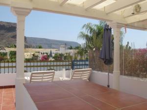 Harbour 332 in Puerto De Mogan by El Sirocco