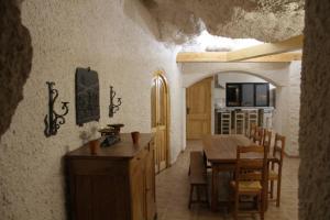 CUEVAS AL ANDALUS - Granaina