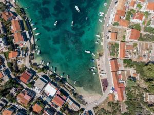 MALOA One bedroom apartment