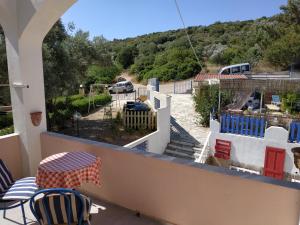 Studio with Garden View