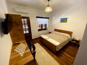 Deluxe Double Room with Balcony room in Agro Zerja