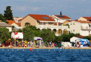 Beach apartment Roza Biograd oneroom - Premium location