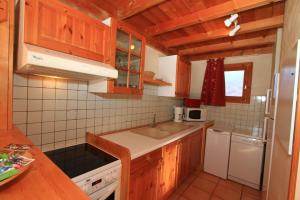 LAoùro Hameau des Chazals Nevache Hautes Alpes