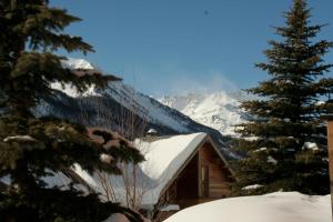 Chalets Les Elfes Hameau des Chazals Nevache Hautes Alpes : photos des chambres