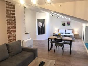 Letra Apartments