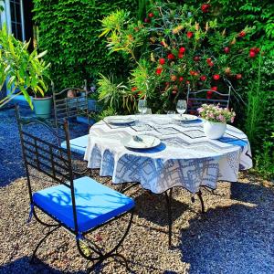 Maisons d'hotes La Vallee du Launay : photos des chambres