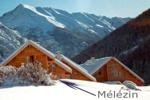 Chalets Chalet Le Melezin hameau des Chazals Nevache Hautes Alpes : photos des chambres
