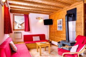 Chalets Le Pignotto Hameau des Chazals Nevache Hautes Alpes : photos des chambres