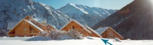 Chalets Le Baouba Hameau des Chazals Nevache Hautes Alpes : photos des chambres