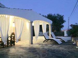 International House San Teodoro