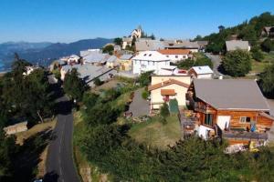 Chalets Chalet bioclimatique avec vue sur le lac de Serre Poncon : photos des chambres