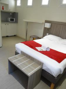 Hotels Hostellerie Bon Pasteur : photos des chambres