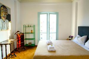 The Captains Flat on the Roof