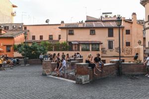 The Essential Trastevere Design Studio