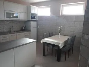 Andi Apartman - Sivac