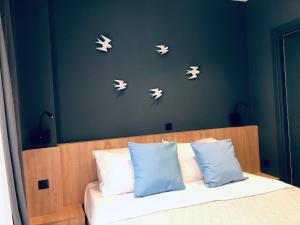 Metropolitan Complex room-Faliro
